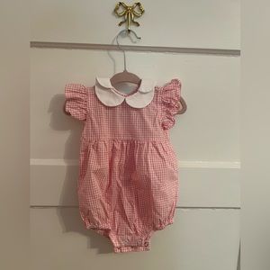 Bella Bliss bubble with petal collar